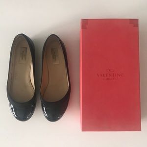 Black Patent and Satin Valentino Flats 38.5